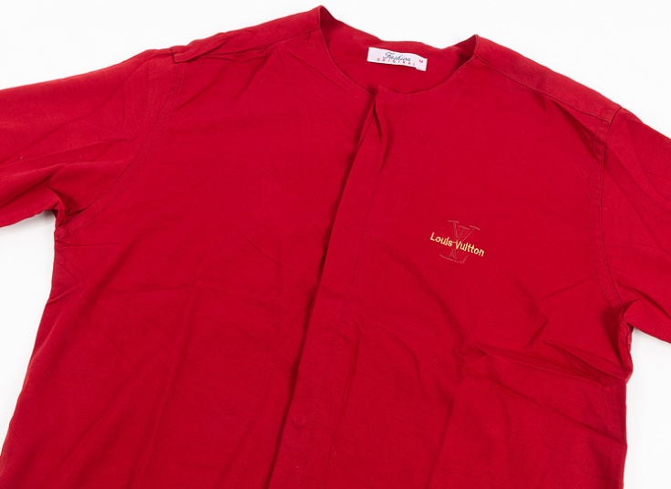 پیراهن مردانه یقه گرد طرح LV