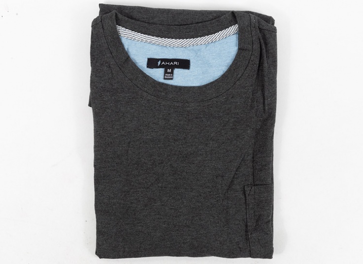 تیشرت مردانه جیب دار Tahari