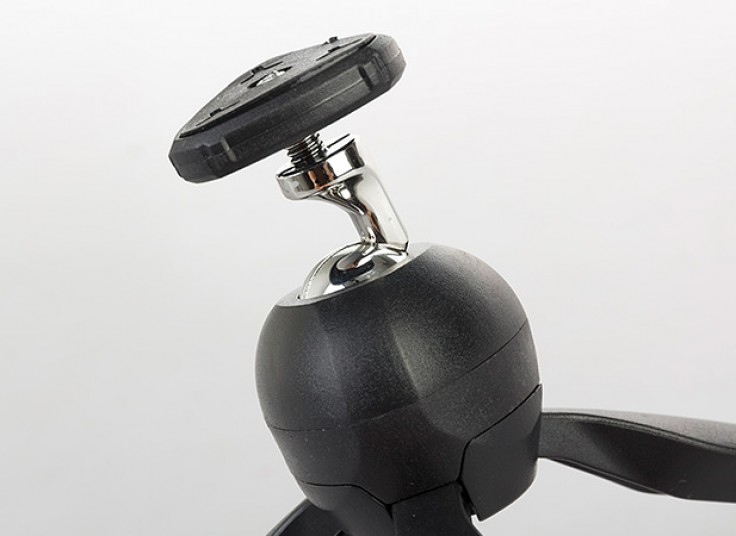 سه پایه نگهدارنده YUNTENG