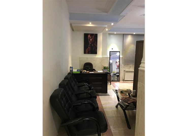 جوانسازی صورت با RF در مطب رز قرمز