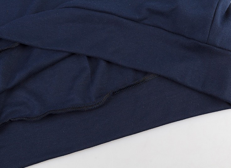 بلوز اسپرت طرح Reebok