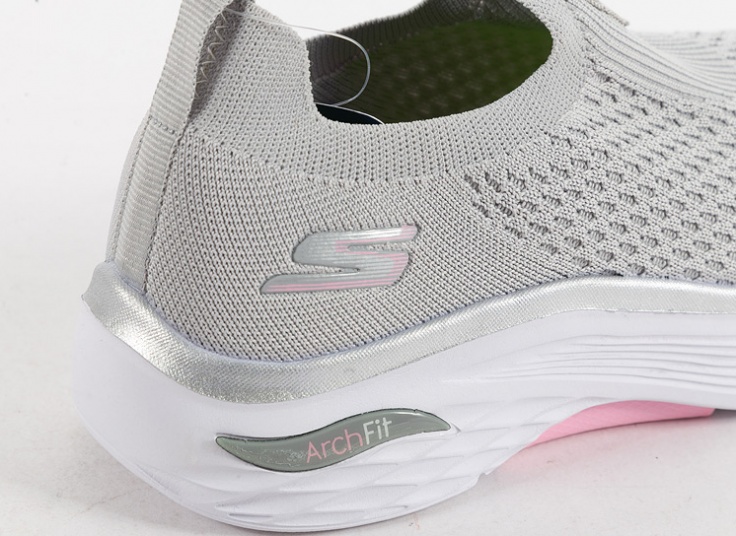 کتانی زنانه Skechers مدل F568