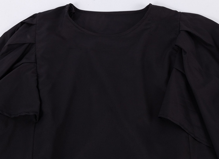 بلوز زنانه آستین شنلی