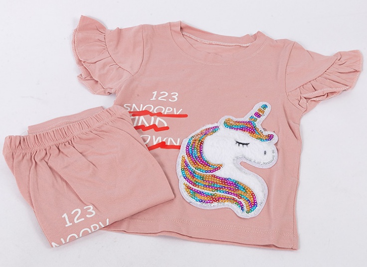 ست بلوز شلوارک دخترانه تکه‌دوزی