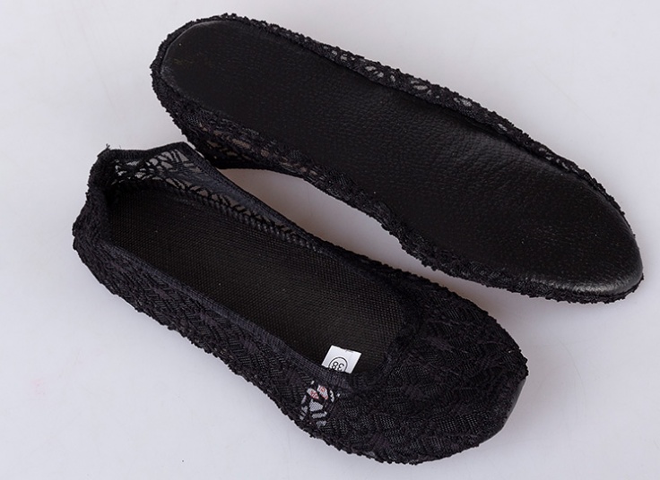 جوراب روفرشی زنانه گیپور