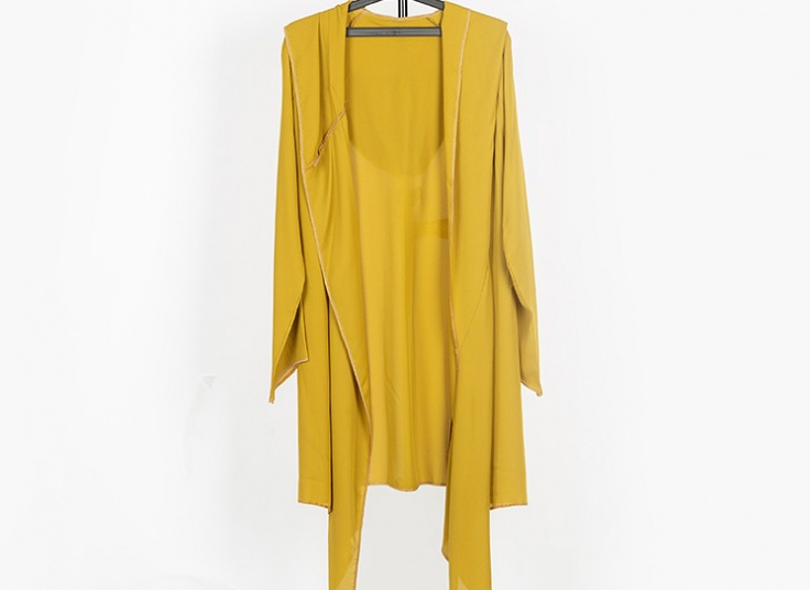 مانتو کلاه‌دار