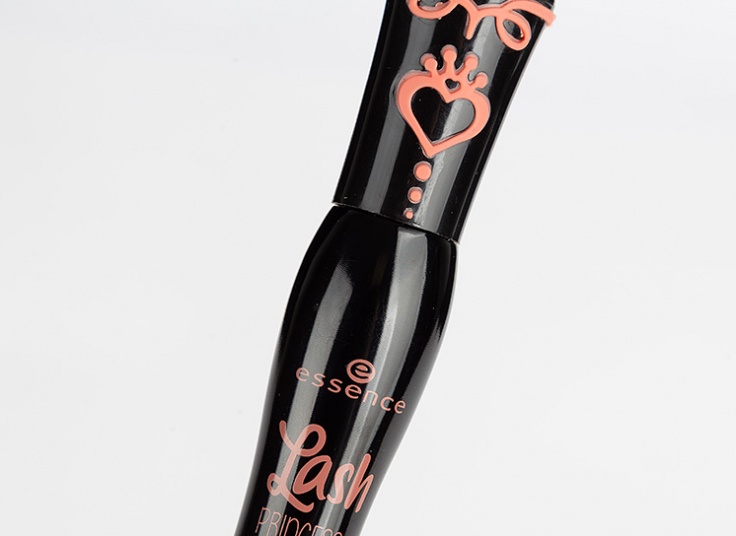 ریمل essence lash Princess