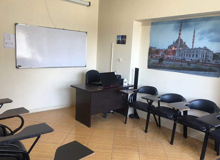 دوره های آموزشی زبان سروش دانش صبا