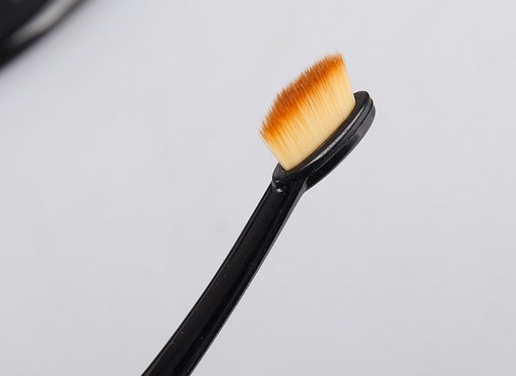 ست براش آرایشی چرمی Huda Beauty