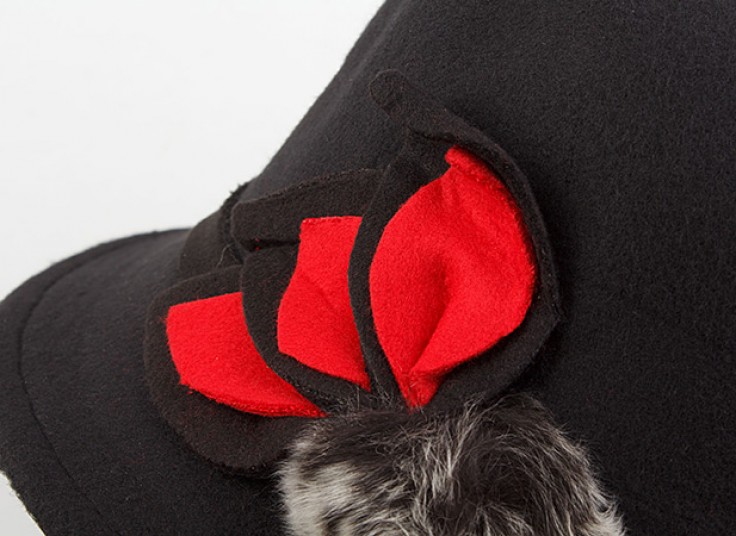 کلاه زنانه Cloche hat