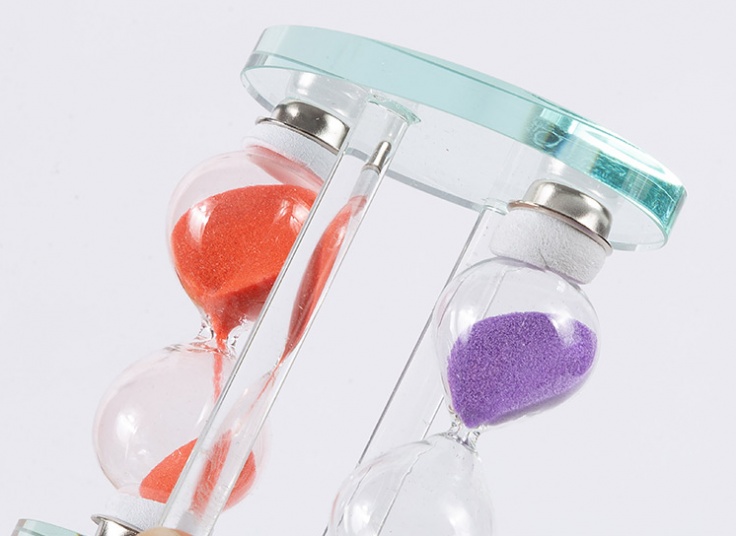 ساعت شنی کریستالی