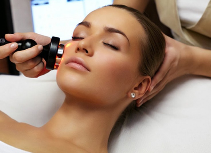 لیزر الکساندرایت آلما مرکز زیبایی صدف