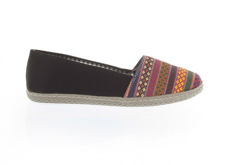 کفش زنانه طرح گلیم