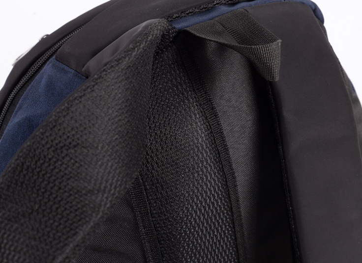 کوله پشتی Benetton