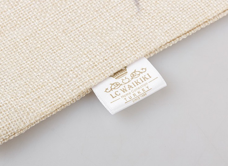 کاور کوسن طرحدار LC Waikiki