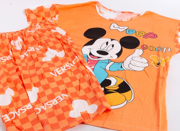 ست تیشرت شلوارک طرحدار