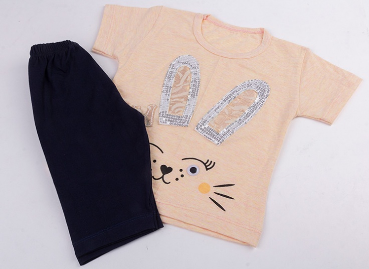 ست بلوز و شلوار برمودا بچگانه