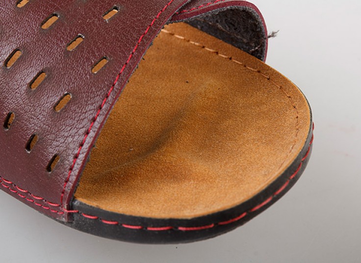 صندل چرم زنانه Sama