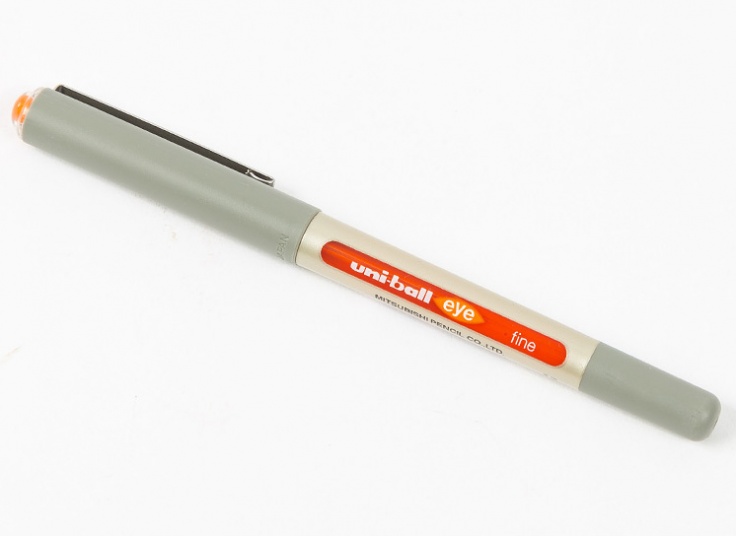 روان نویس uni ball