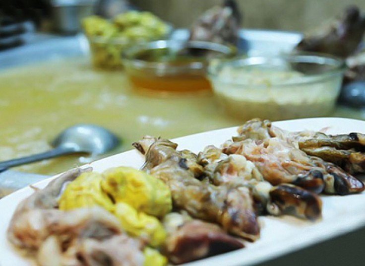 منو باز و دست کامل کله‌پاچه طباخی سایه