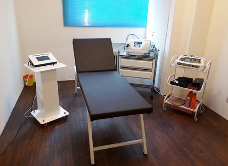 لیزر دایود در مطب دکتر حاجی عباسی