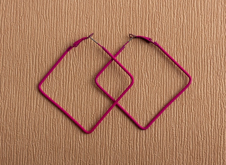 انواع گوشواره نئونی