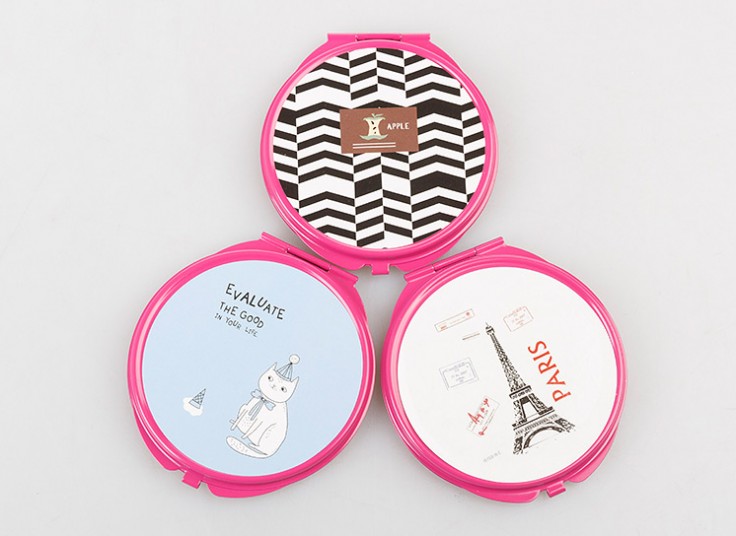 آینه جیبی happy melody