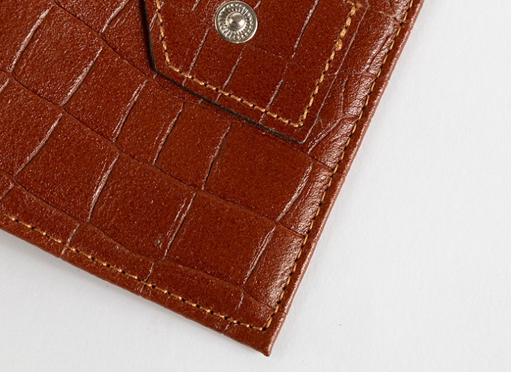 جاکارتی چرمی دکمه دار