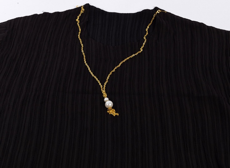 کراپ تیشرت آویزدار