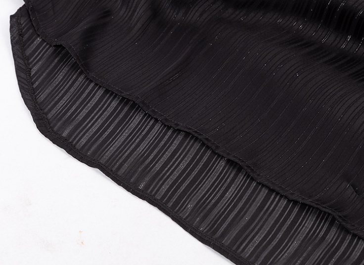 شومیز حریر زنجیردار