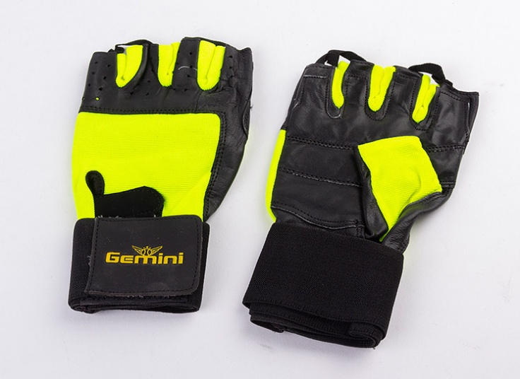 دستکش ورزشی