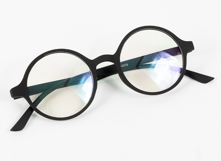 عینک طرح طبی Ruo Bo