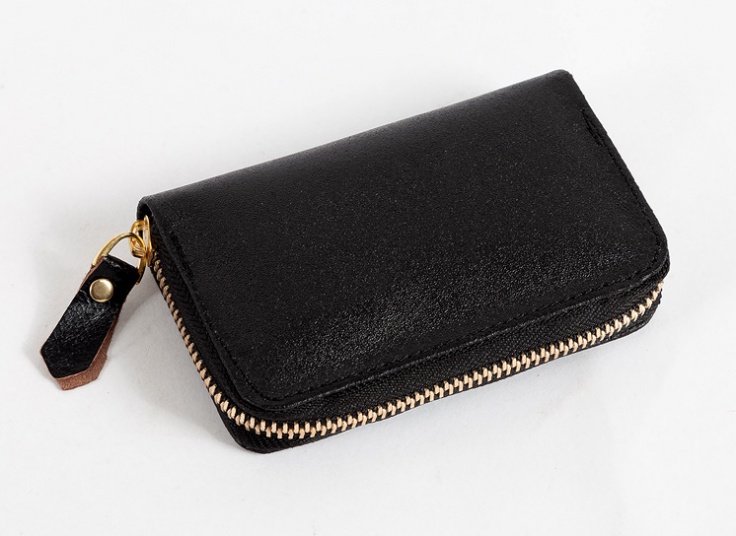 جاکارتی و کیف چرم طبیعی