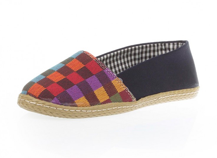 کفش زنانه طرح گلیم