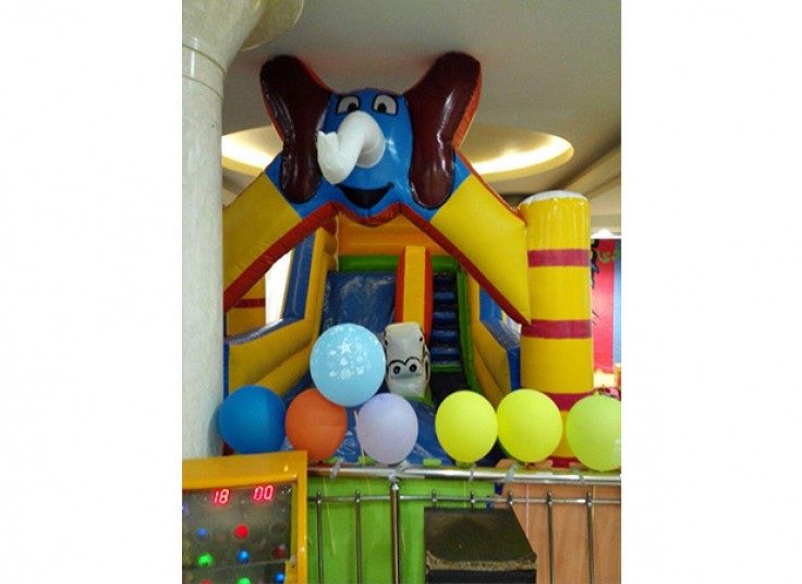 شهربازی سرپوشیده نما