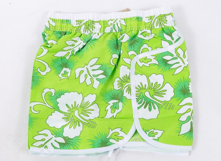 شلوارک زنانه طرح هاوایی