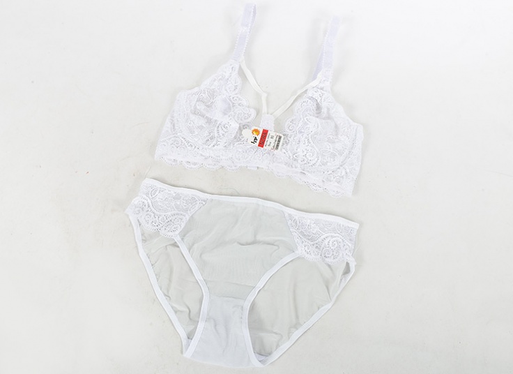 ست لباس زیر نورا