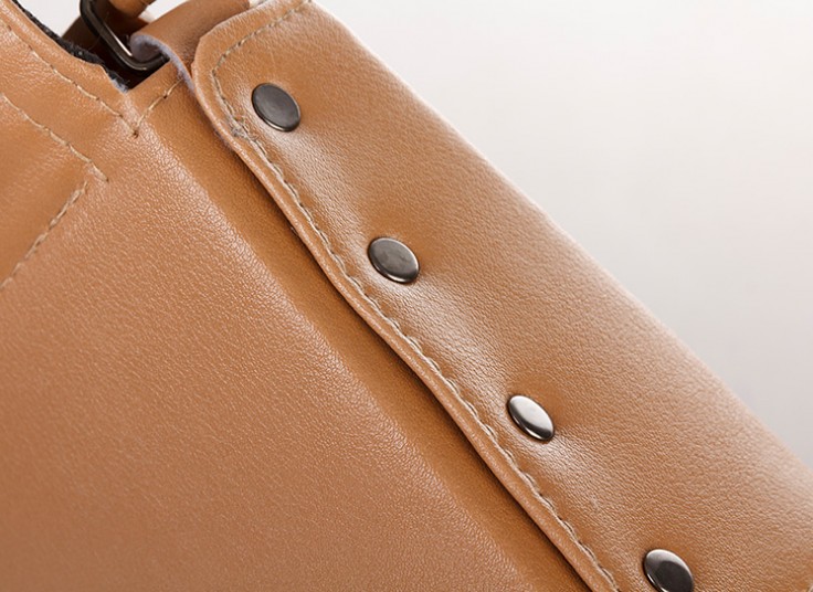 کیف دوشی زنانه Trapezius