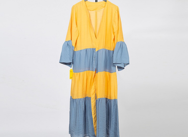 مانتو پرچمی جلو باز