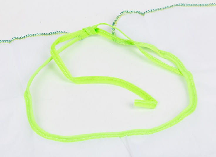 پیش بند آرایشگری