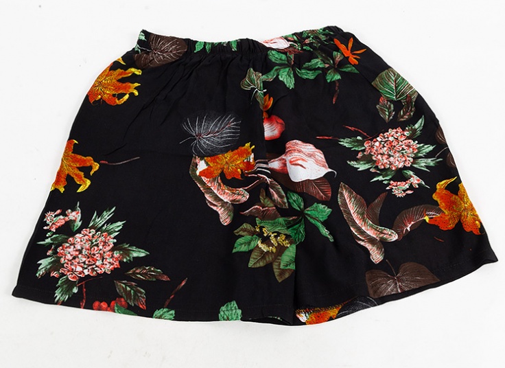 شورتک طرحدار زنانه