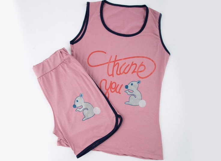 ست تاپ و شلوارک زنانه