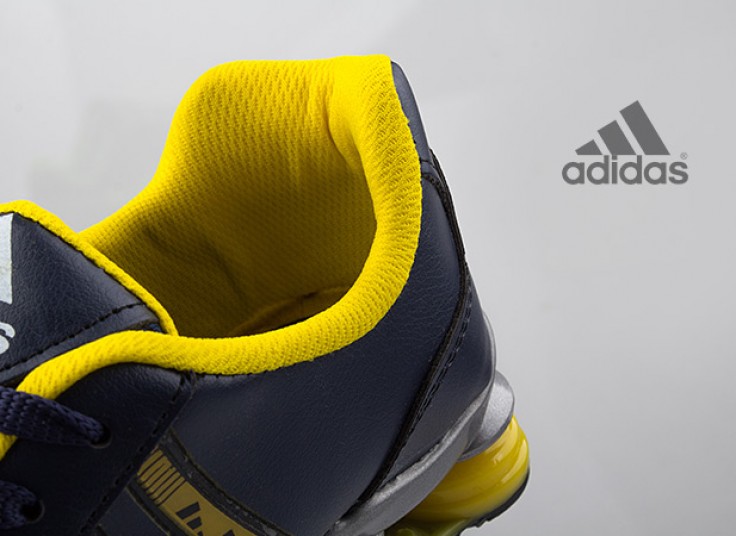 کفش ورزشی زنانه Adidas