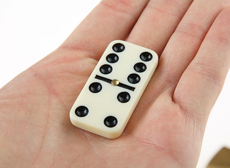 بازی دومینو DOMINOES