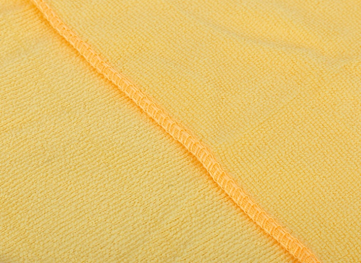 حوله عروسکی آویز دار