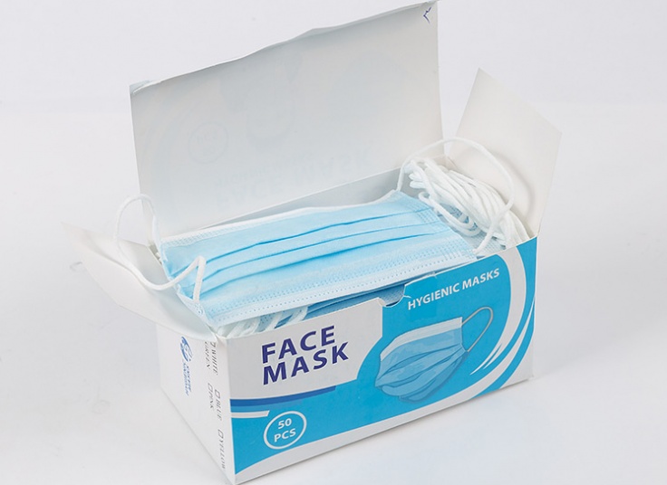 ماسک یکبار مصرف سه لایه