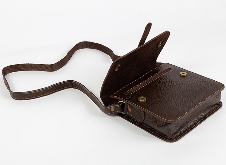 کیف دوشی زنانه چرم طبیعی زبانه دار