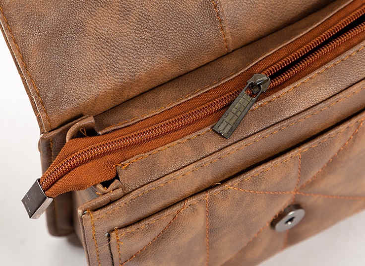 کیف دوشی Chanel