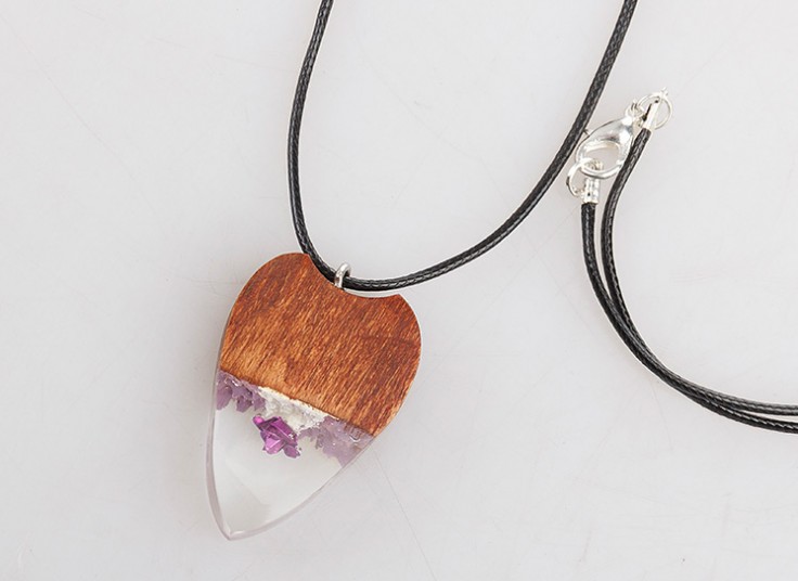 گردنبند چوبی گل رز