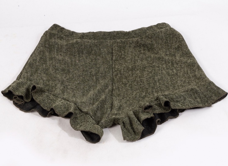 شورتک چین دار زنانه طرح بافت